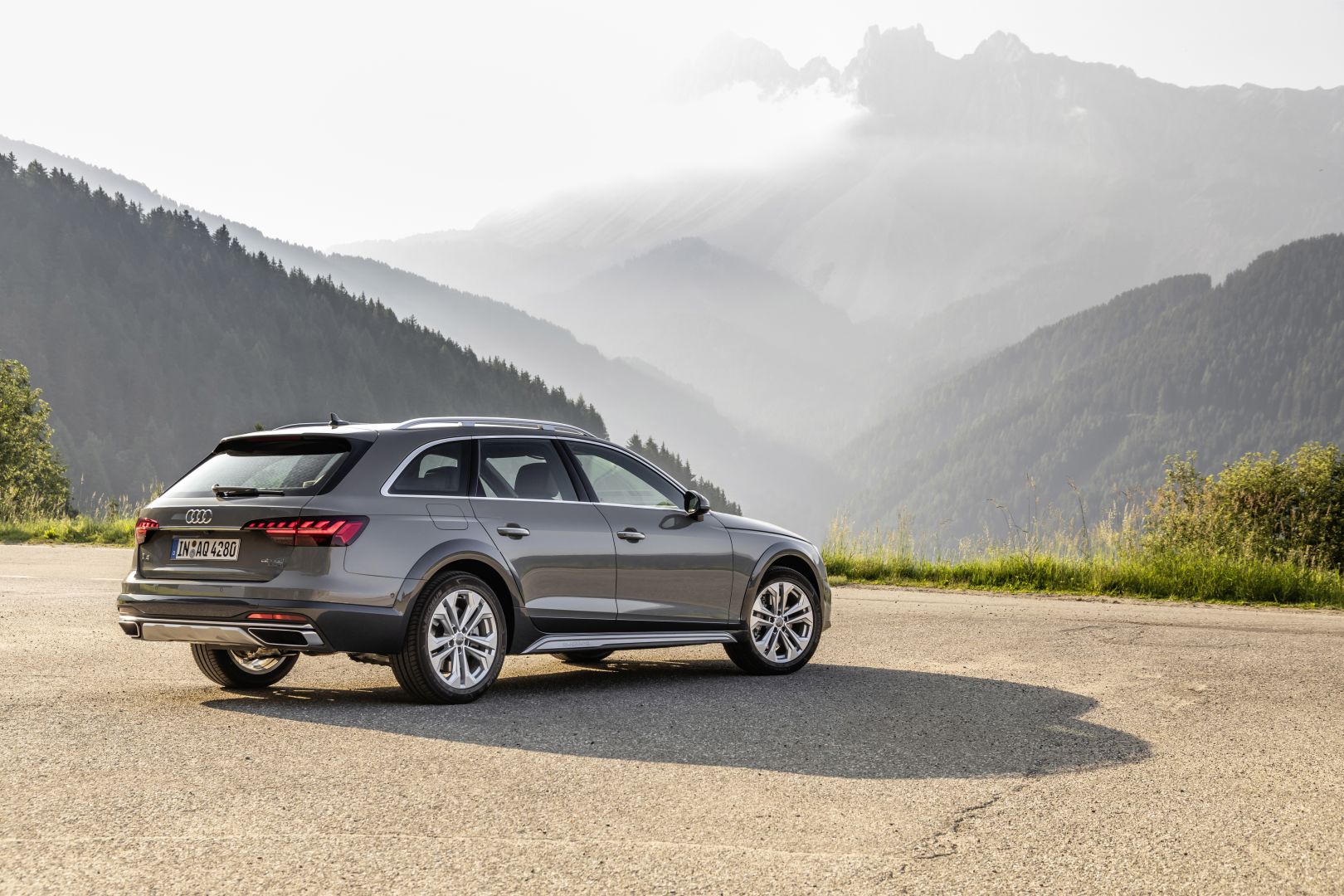 Audi A4 Allroad photo 10
