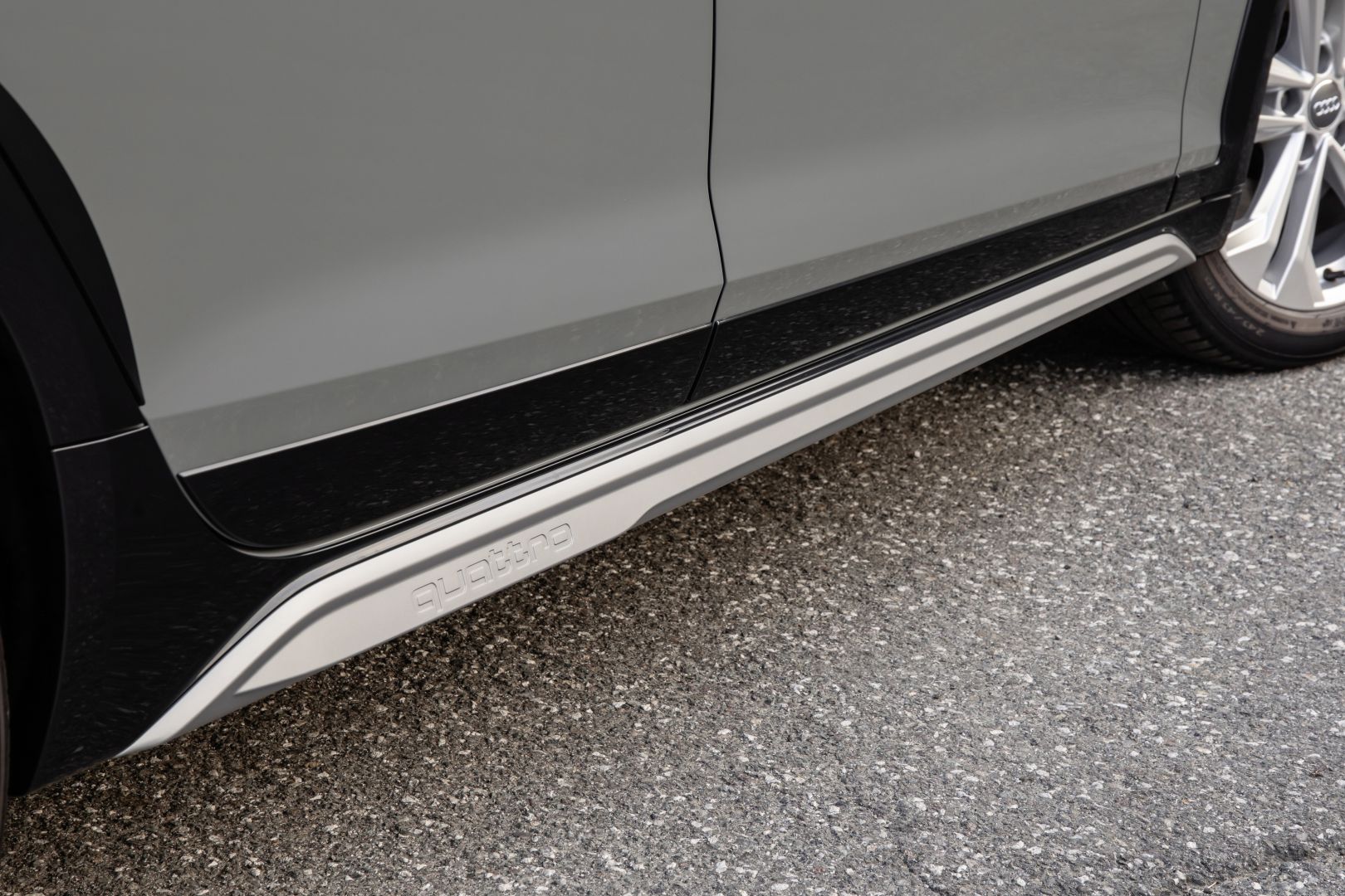 Audi A4 Allroad photo 16