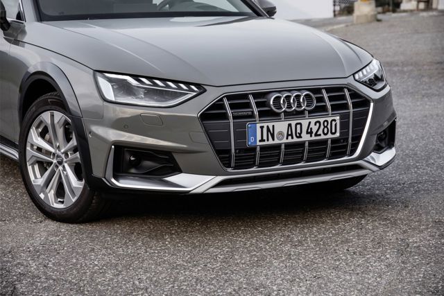 Audi A4 Allroad photo 17