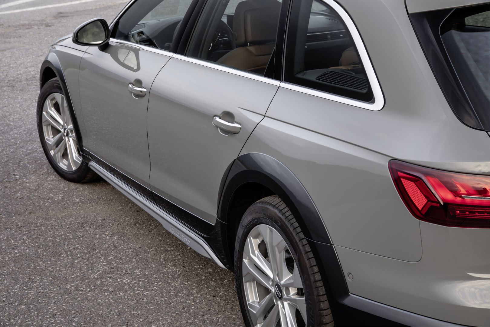 Audi A4 Allroad photo 18