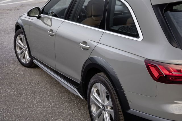Audi A4 Allroad photo 18