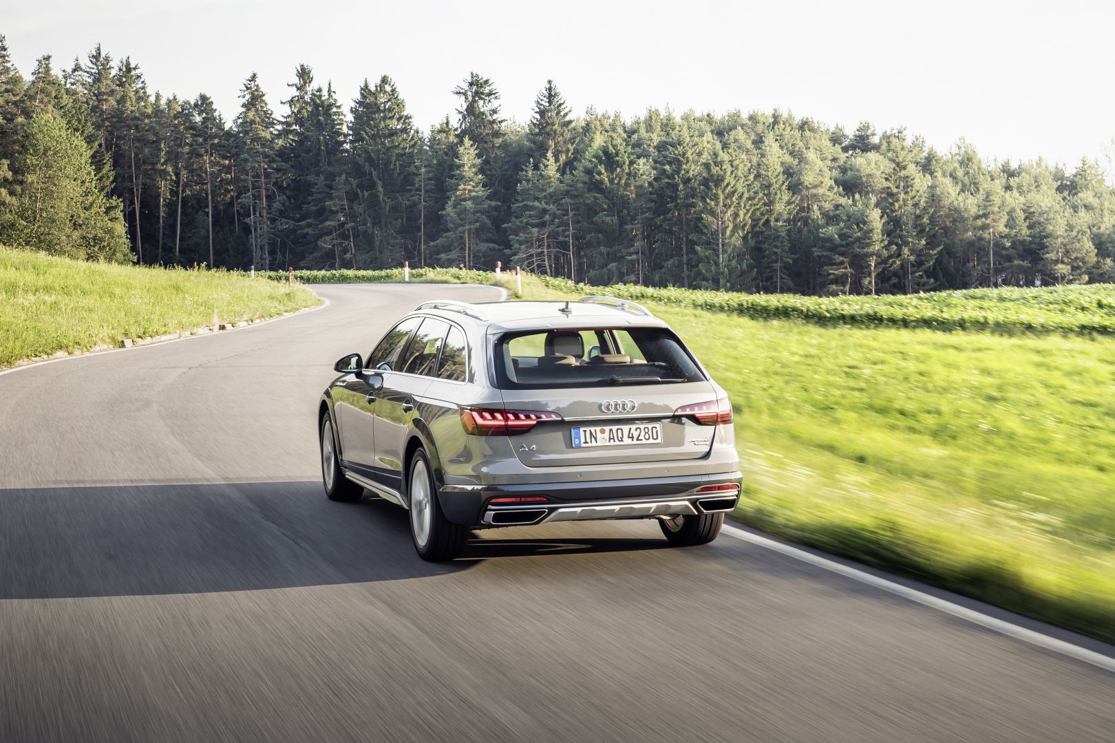 Audi A4 Allroad photo 24