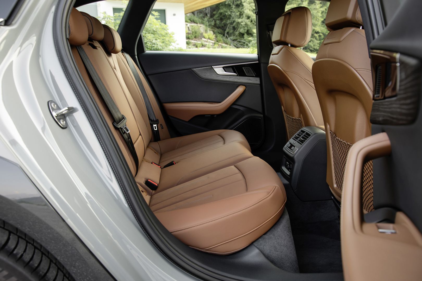 Audi A4 Allroad photo 35