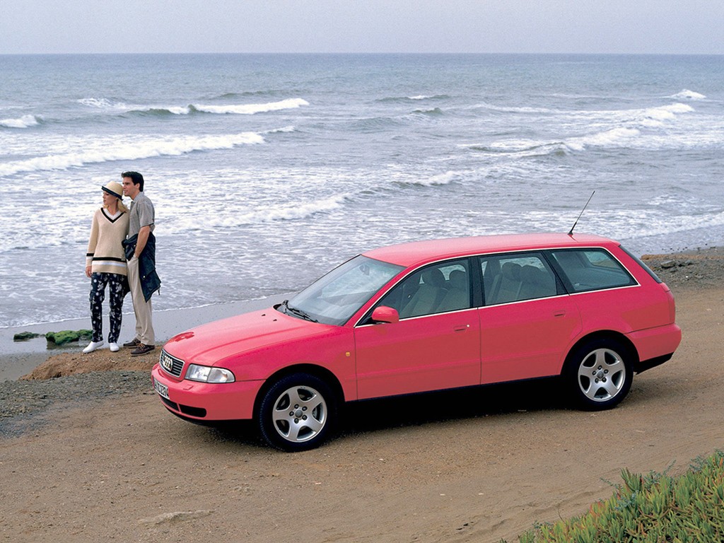 Audi A4 Avant photo 9
