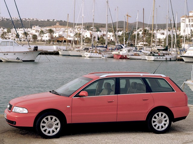 Audi A4 Avant photo 14
