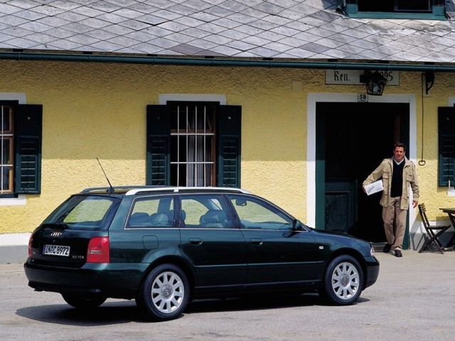 Audi A4 Avant photo 16