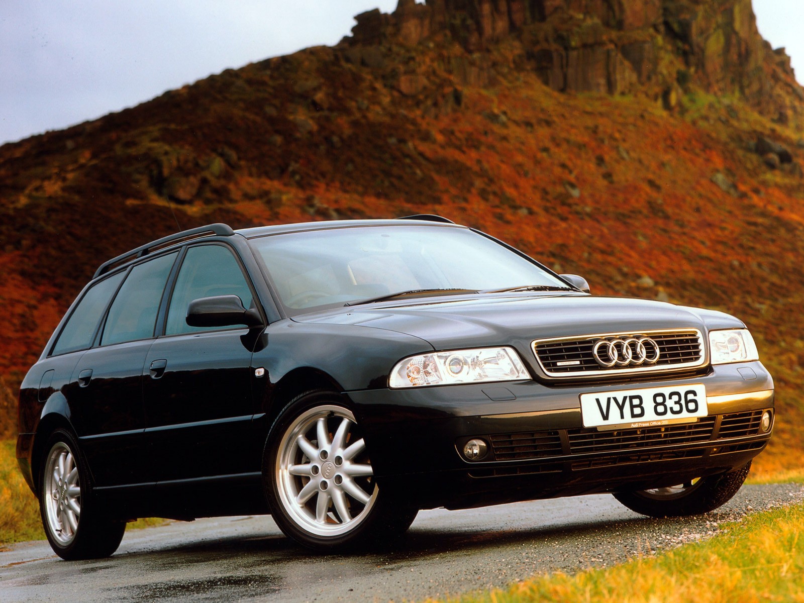Audi A4 Avant photo 21