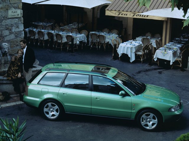 Audi A4 Avant photo 29