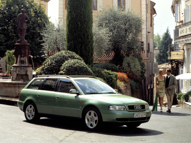 Audi A4 Avant photo 31