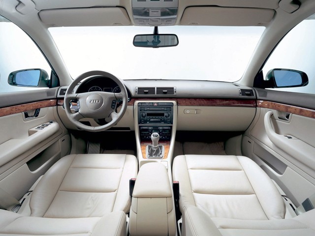Audi A4 Avant photo 72