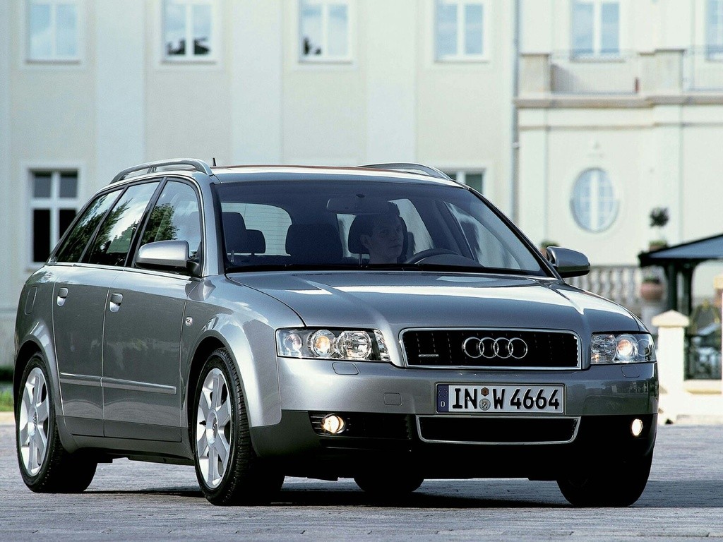 Audi A4 Avant photo 14