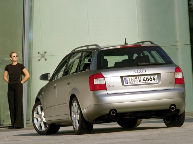 Audi A4 Avant photo 17