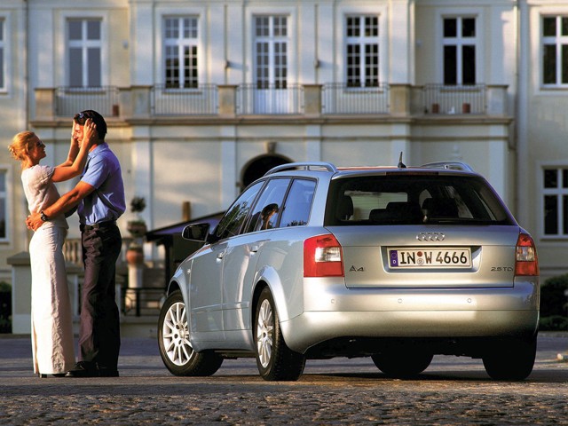 Audi A4 Avant photo 37