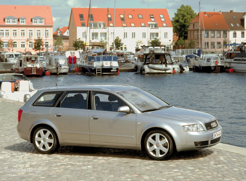 Audi A4 Avant photo 4