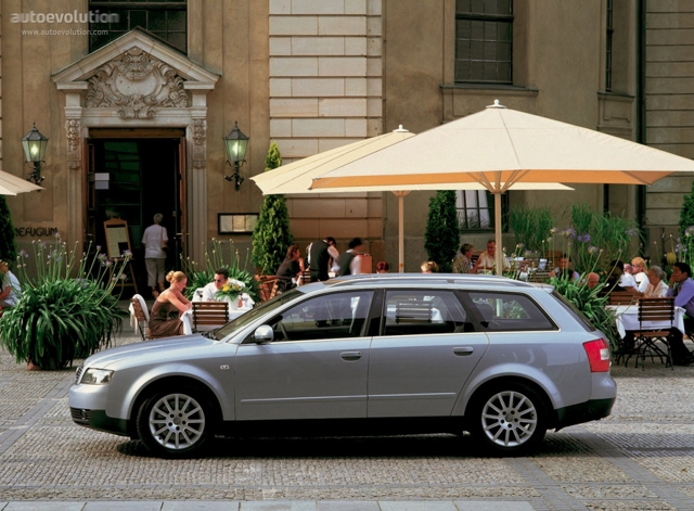 Audi A4 Avant photo 5
