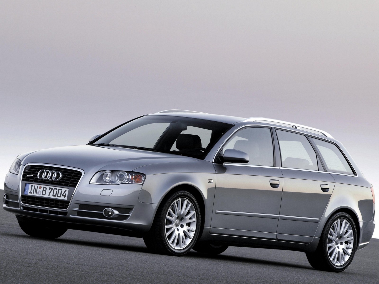 Audi A4 Avant photo 13