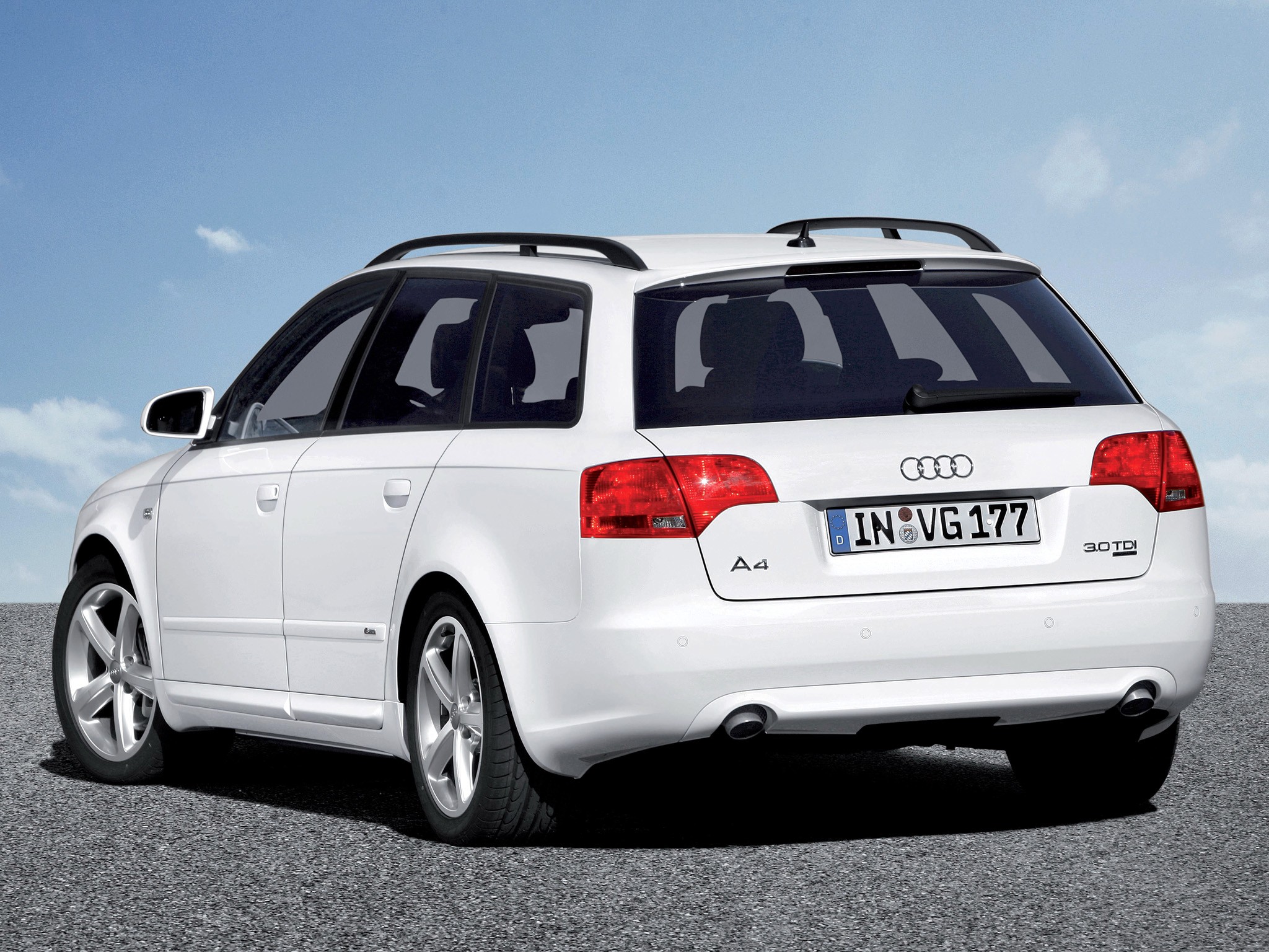 Audi A4 Avant photo 18