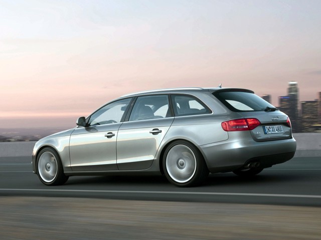 Audi A4 Avant photo 39
