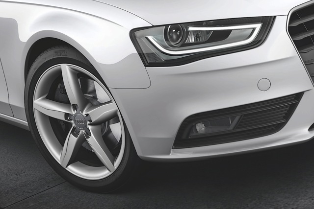Audi A4 Avant photo 13