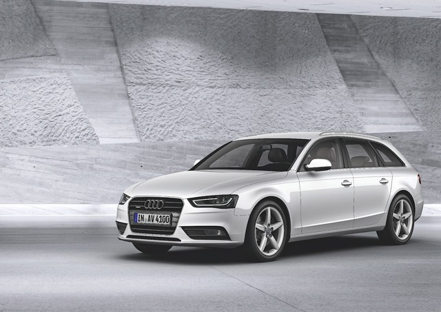 Audi A4 Avant photo 20