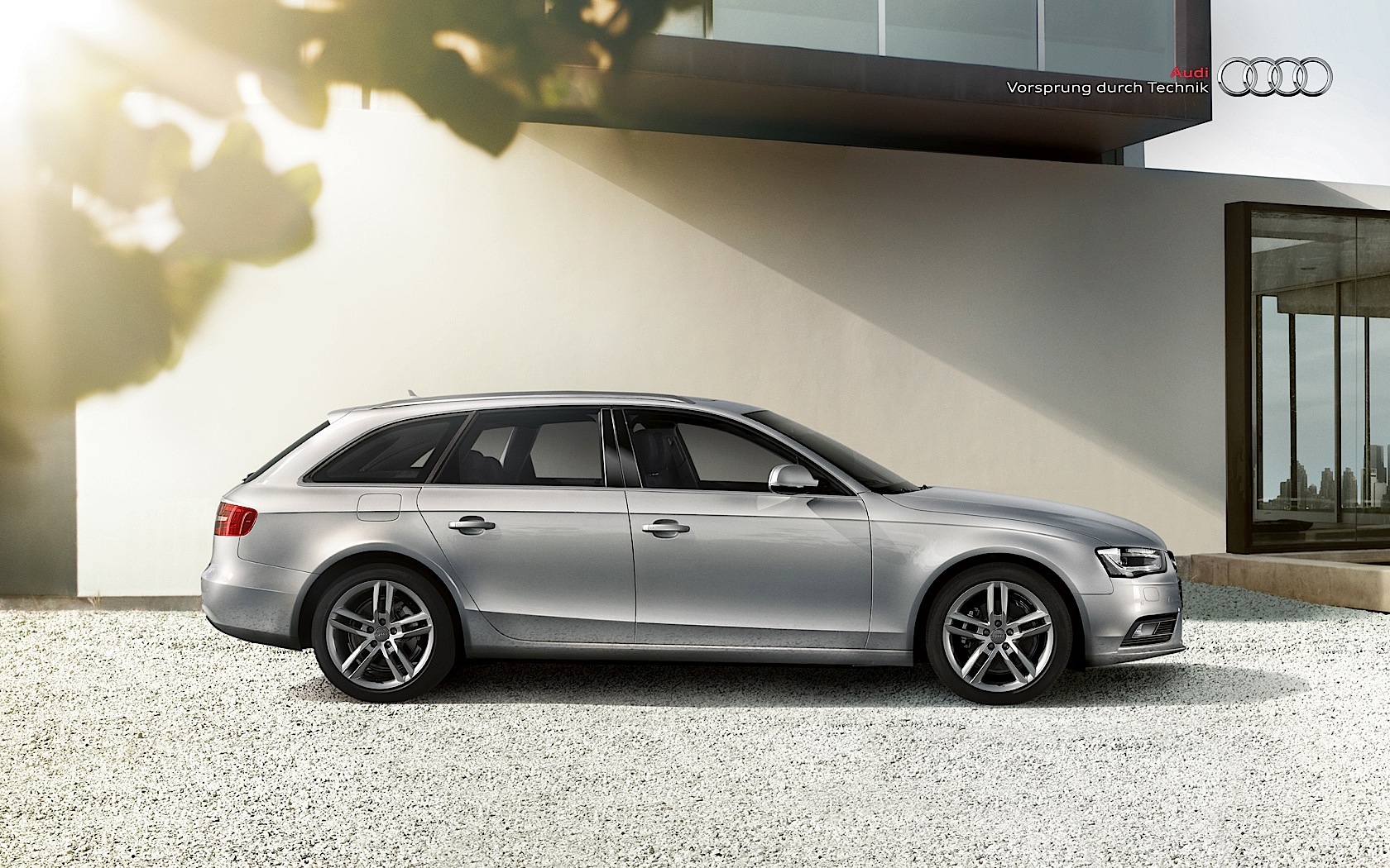 Audi A4 Avant photo 6