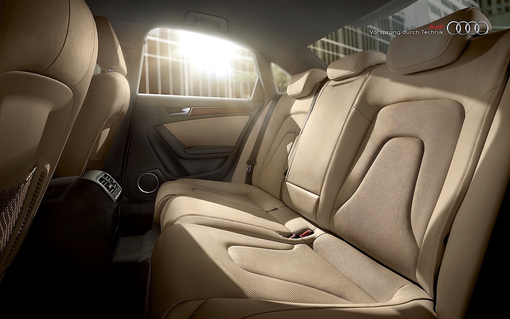 Audi A4 Avant photo 43