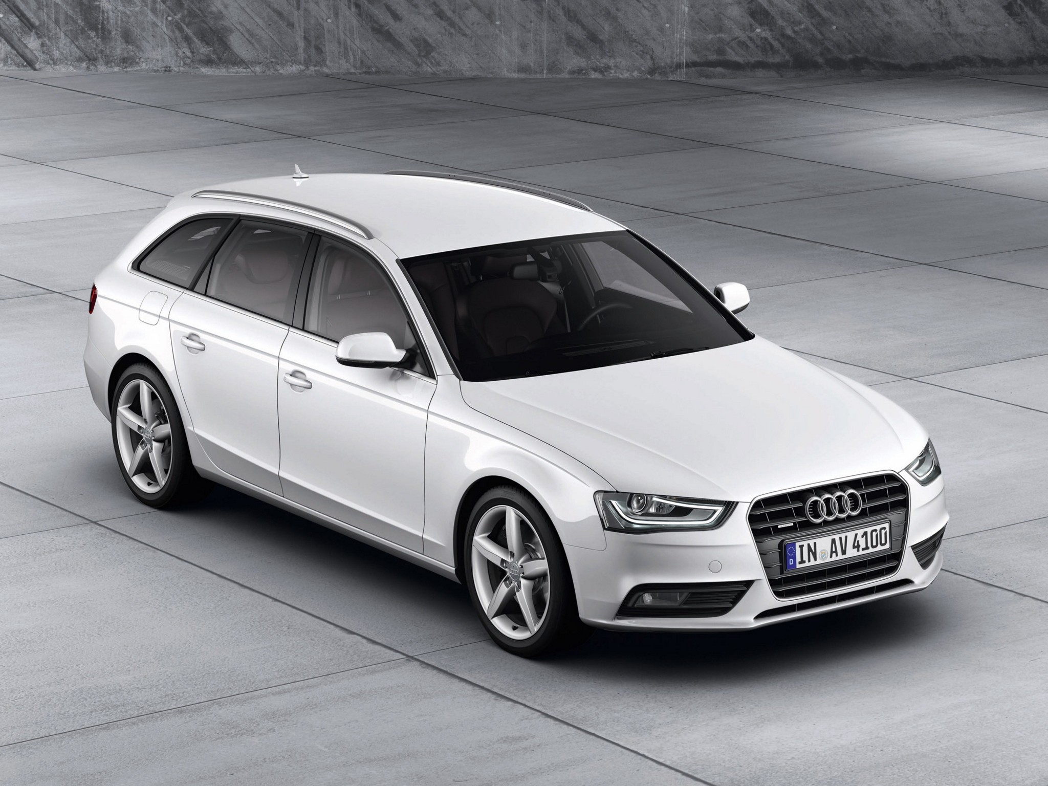 Audi A4 Avant photo 27