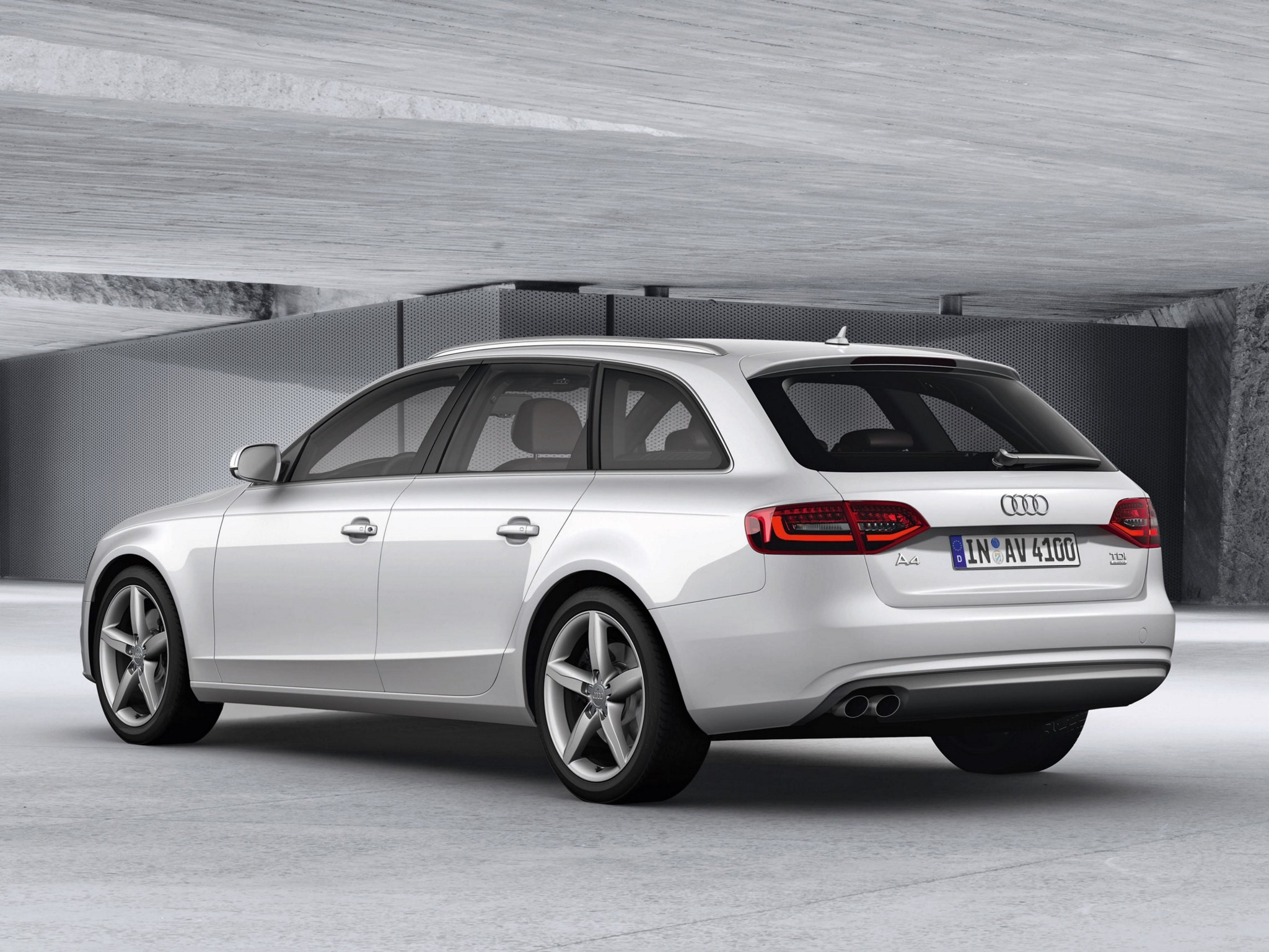 Audi A4 Avant photo 28