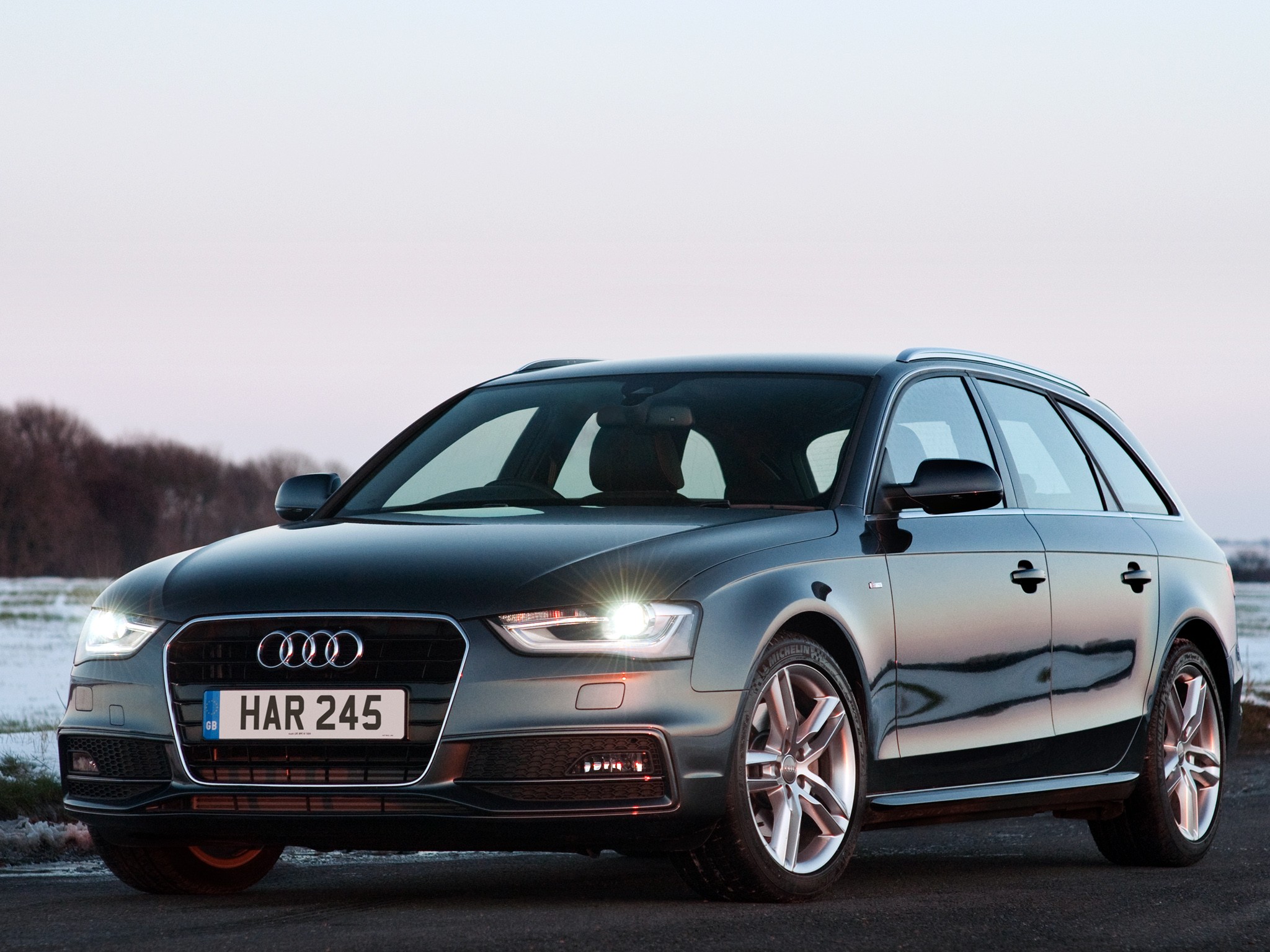 Audi A4 Avant photo 33