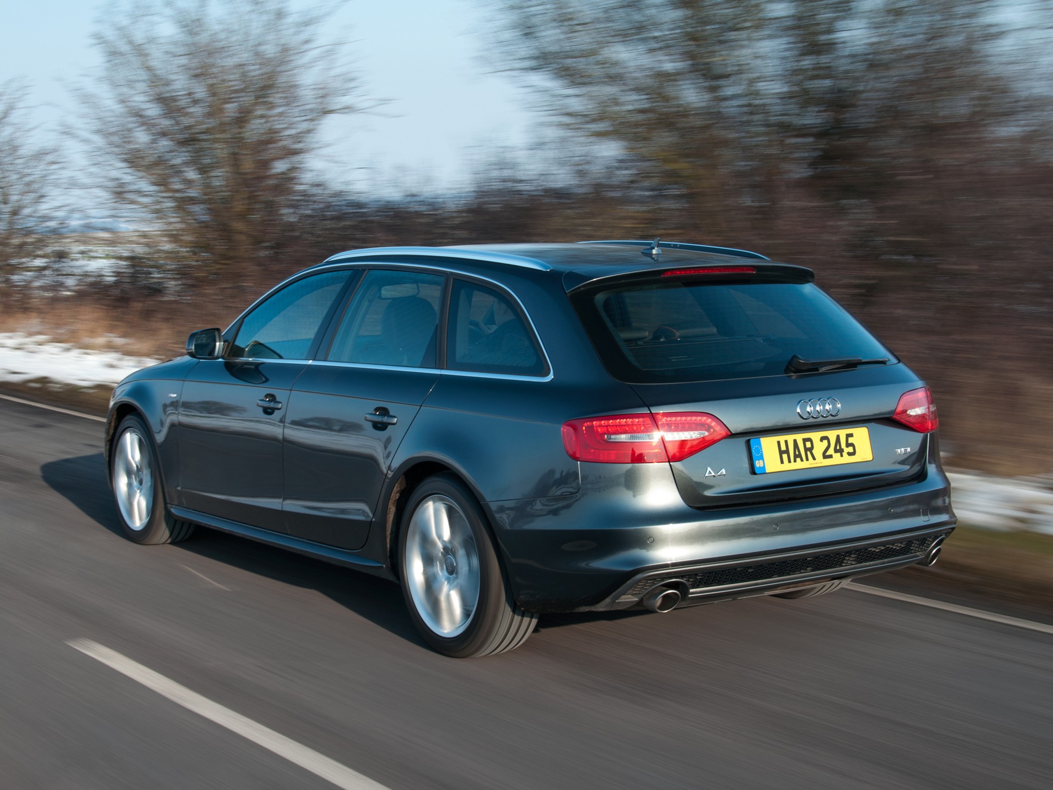 Audi A4 Avant photo 36