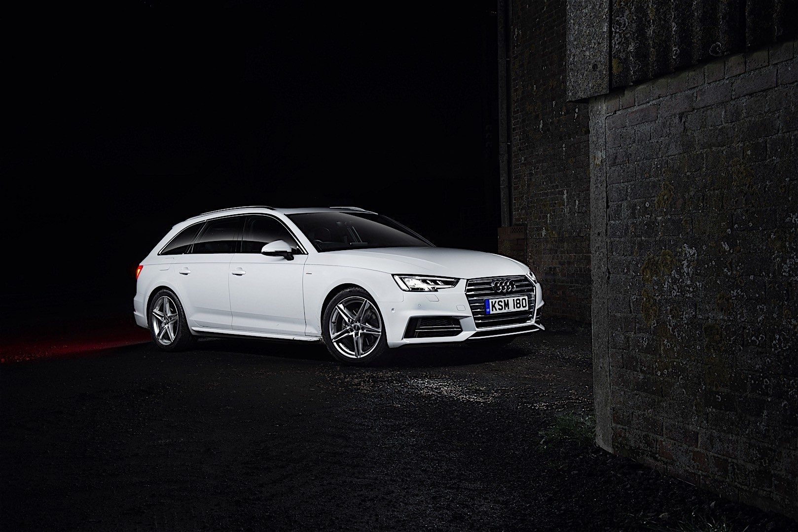 Audi A4 Avant photo 69
