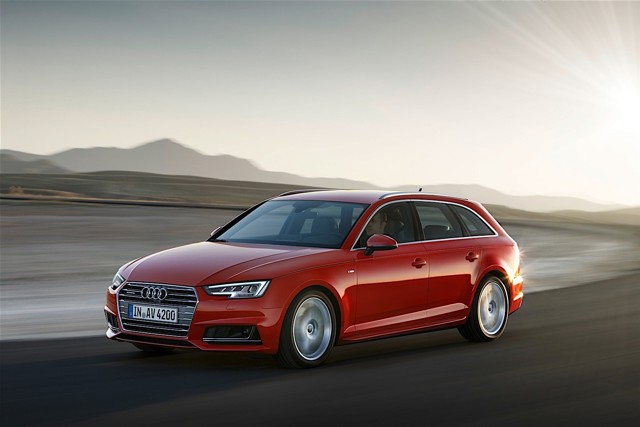 Audi A4 Avant photo 2