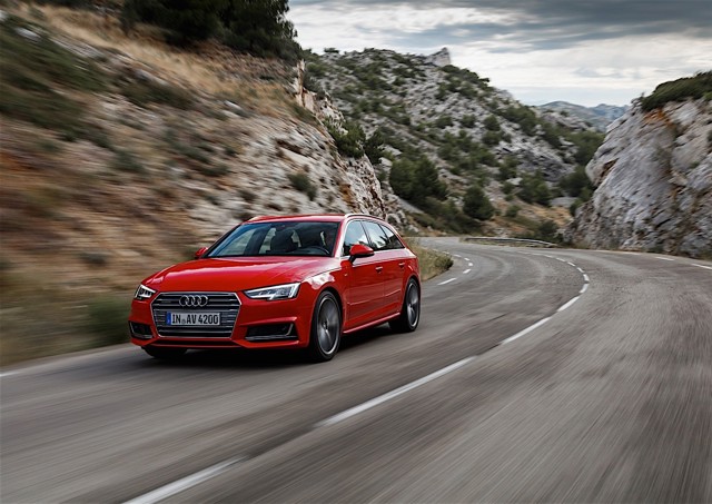Audi A4 Avant photo 14