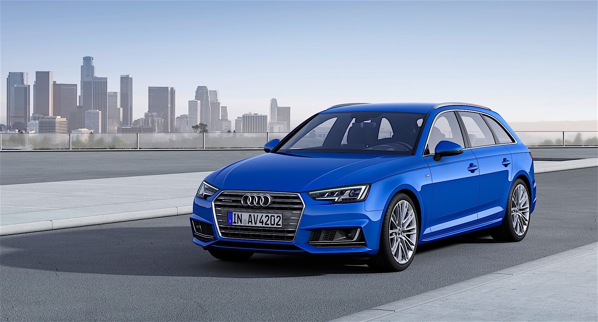 Audi A4 Avant photo 35