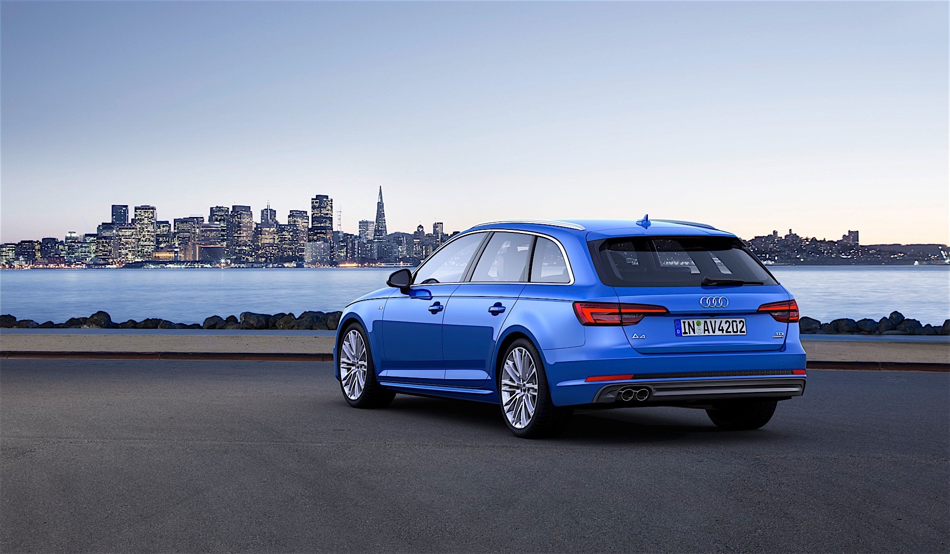 Audi A4 Avant photo 39