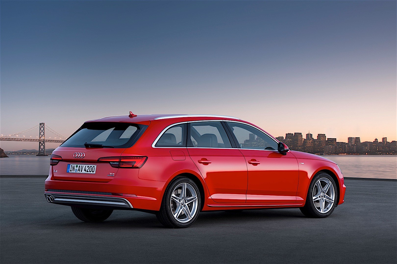 Audi A4 Avant photo 44