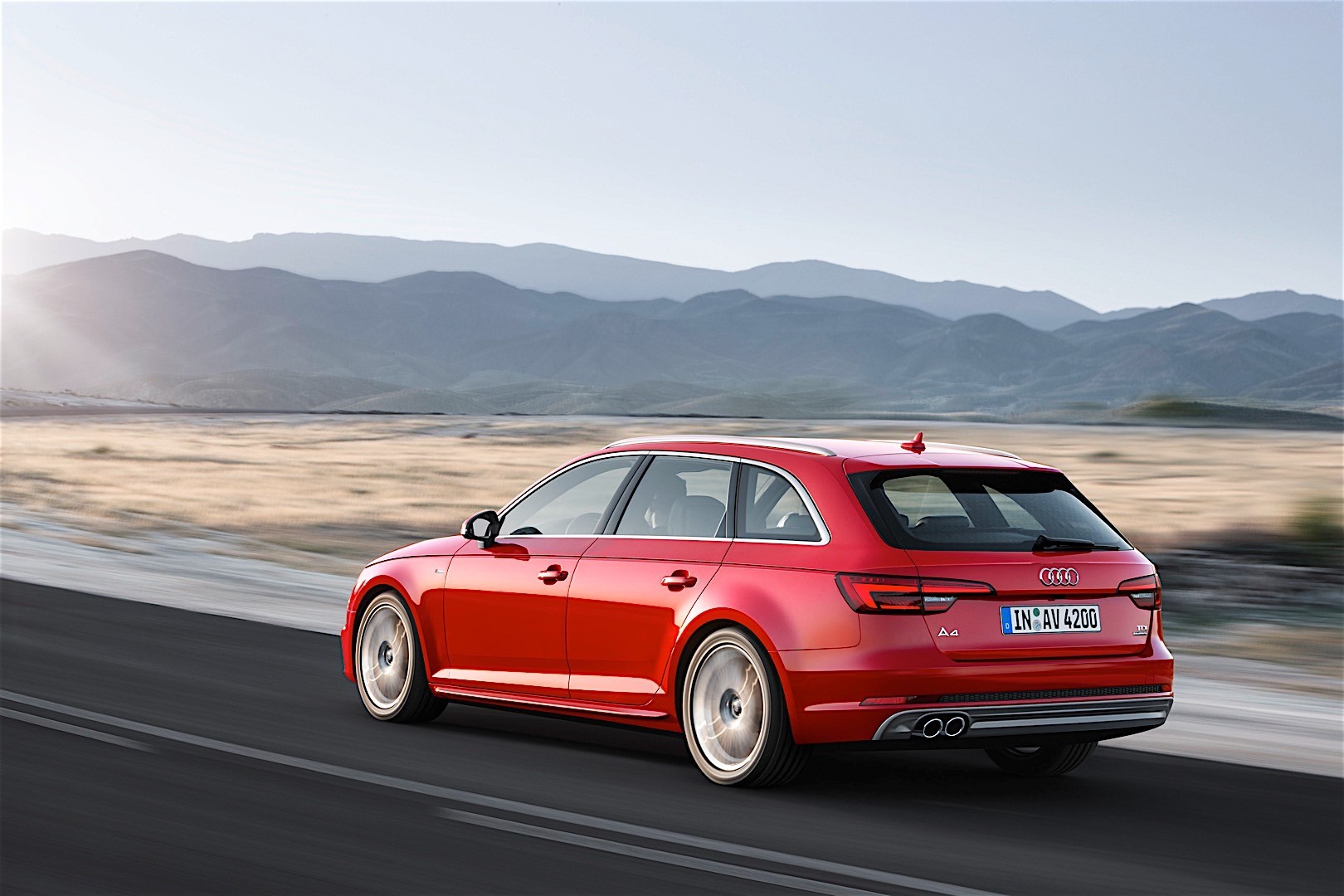 Audi A4 Avant photo 56