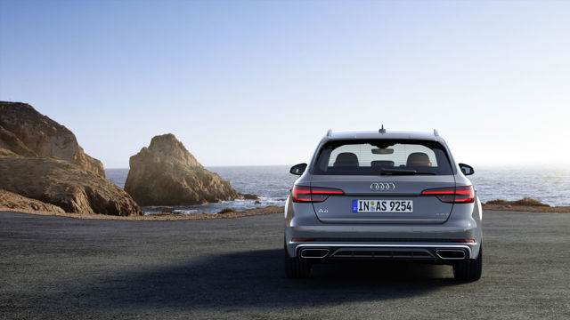 Audi A4 Avant photo 9