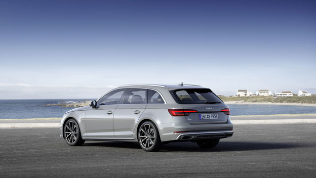 Audi A4 Avant photo 4
