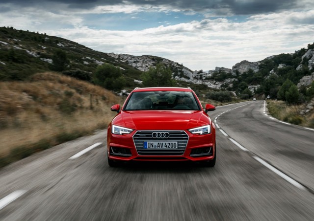 Audi A4 Avant photo 20