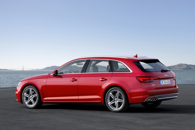 Audi A4 Avant photo 32