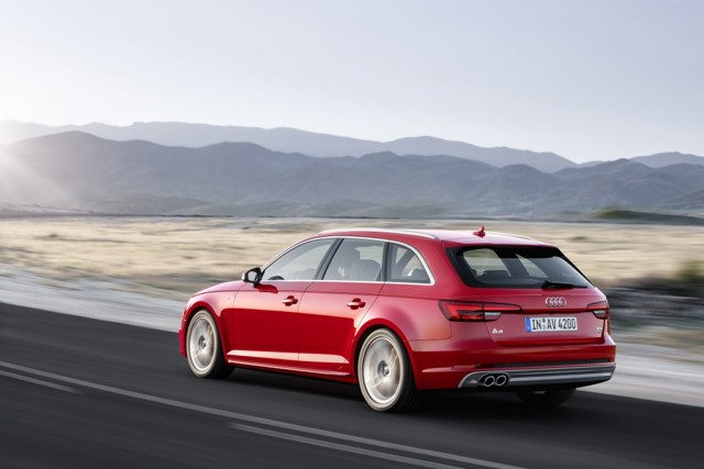 Audi A4 Avant photo 38