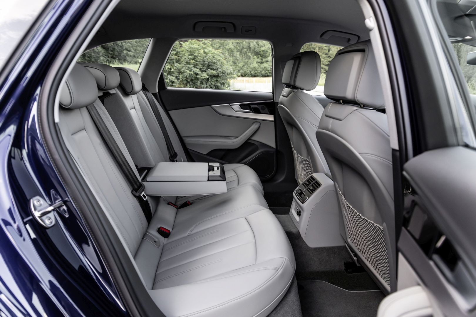 Audi A4 Avant photo 70