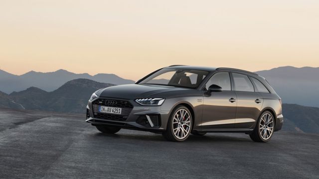 Audi A4 Avant photo 3