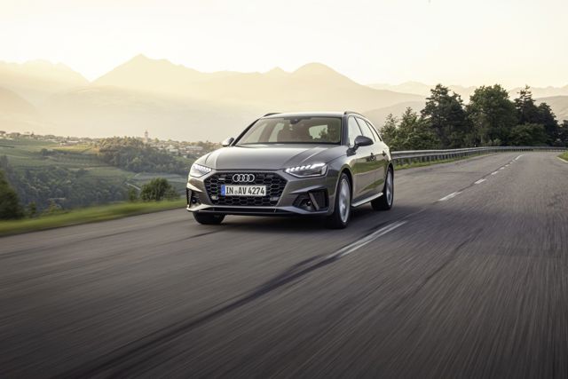 Audi A4 Avant photo 21