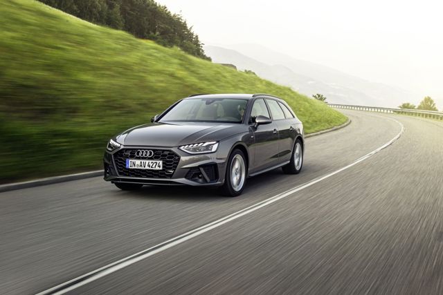 Audi A4 Avant photo 23