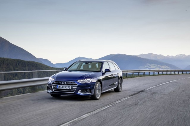 Audi A4 Avant photo 27