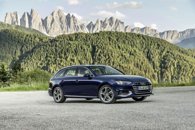 Audi A4 Avant photo 28
