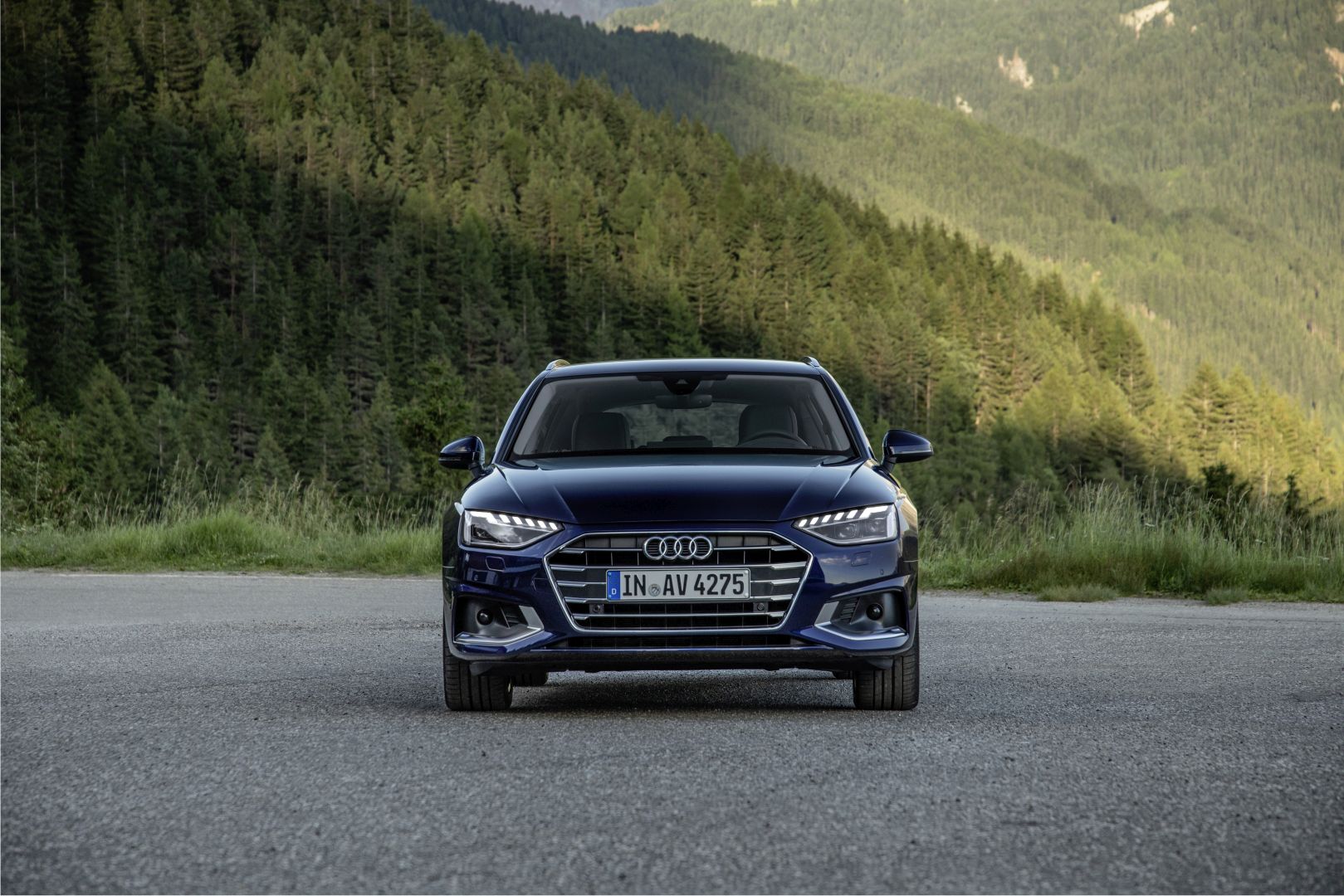 Audi A4 Avant photo 32