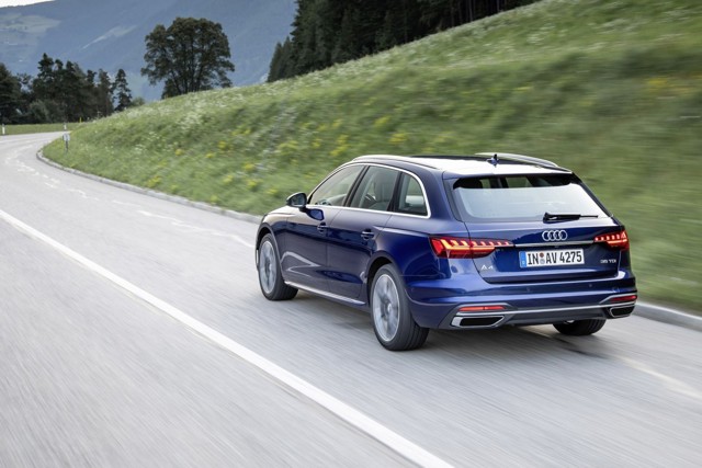 Audi A4 Avant photo 39